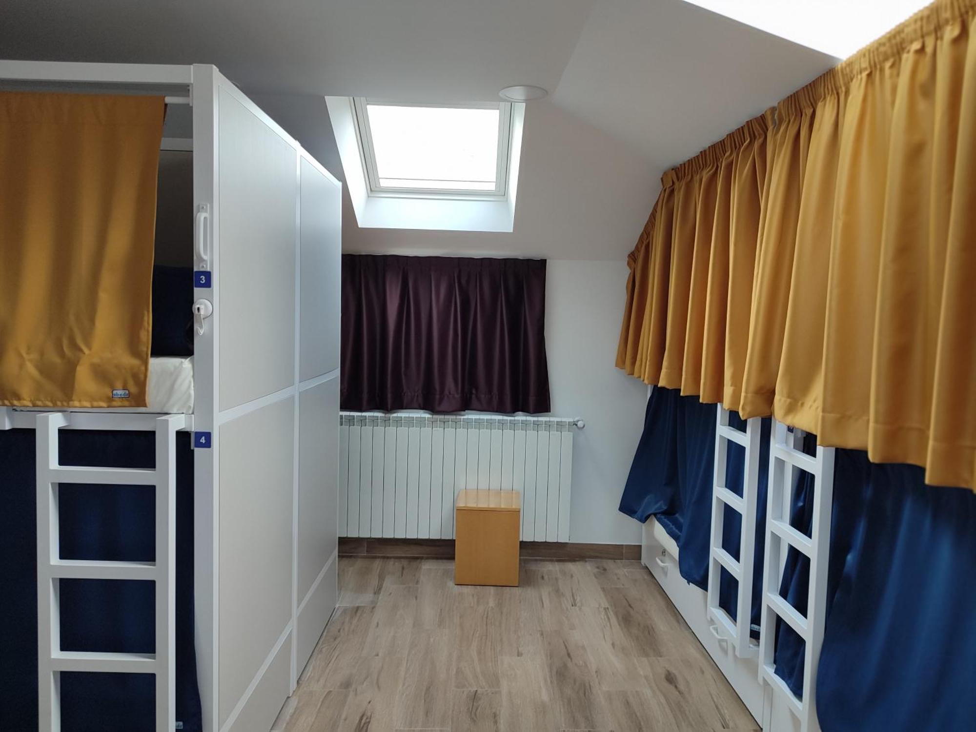 Albergue Sp 55 By Bossh! Hotels サンティアゴ・デ・コンポステーラ エクステリア 写真