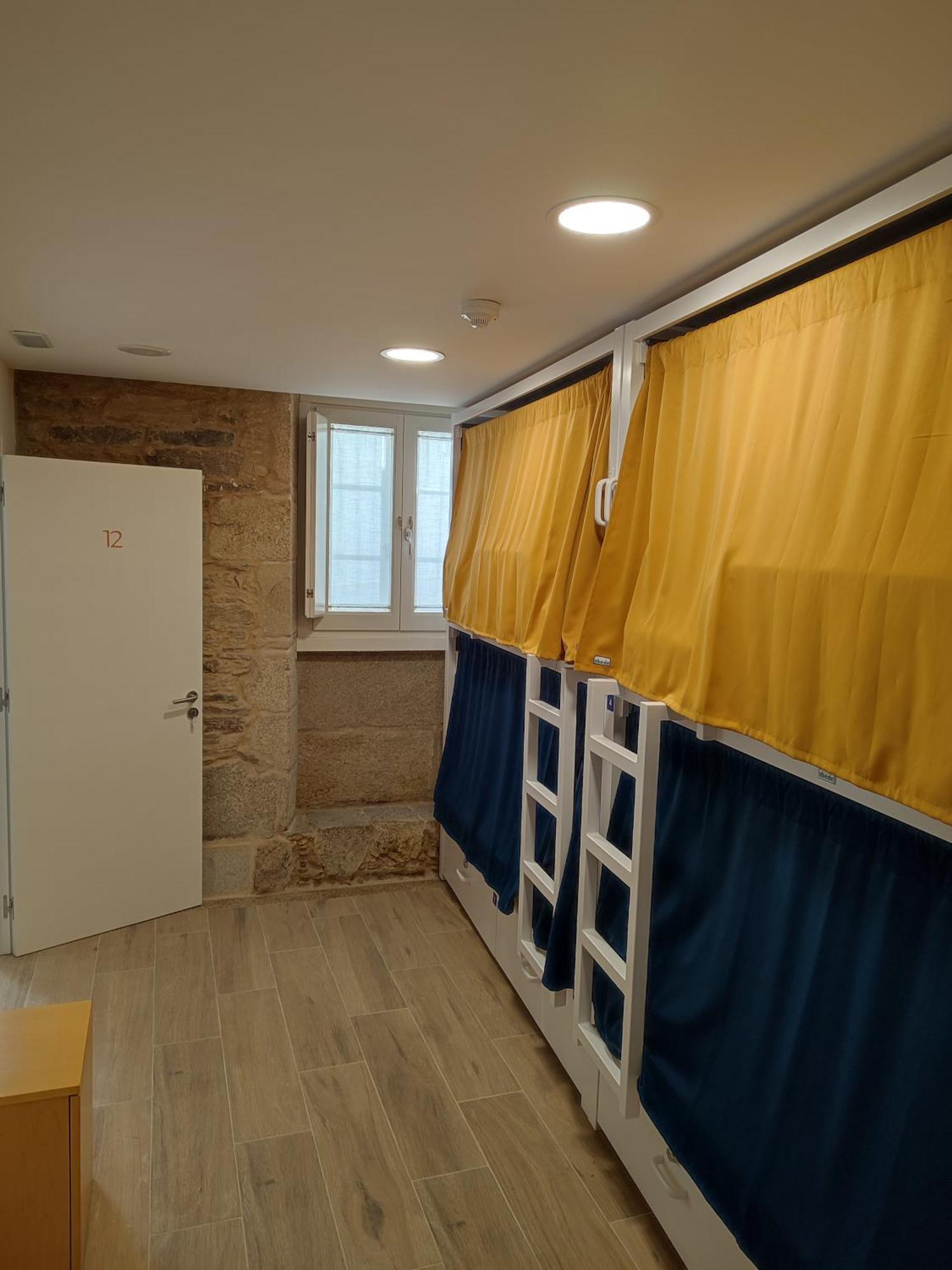 Albergue Sp 55 By Bossh! Hotels サンティアゴ・デ・コンポステーラ エクステリア 写真