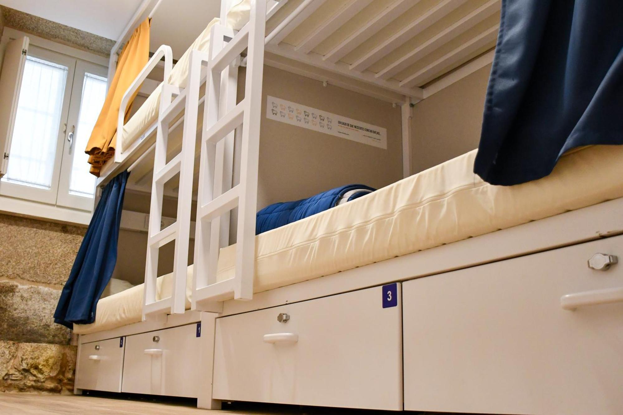 Albergue Sp 55 By Bossh! Hotels サンティアゴ・デ・コンポステーラ エクステリア 写真
