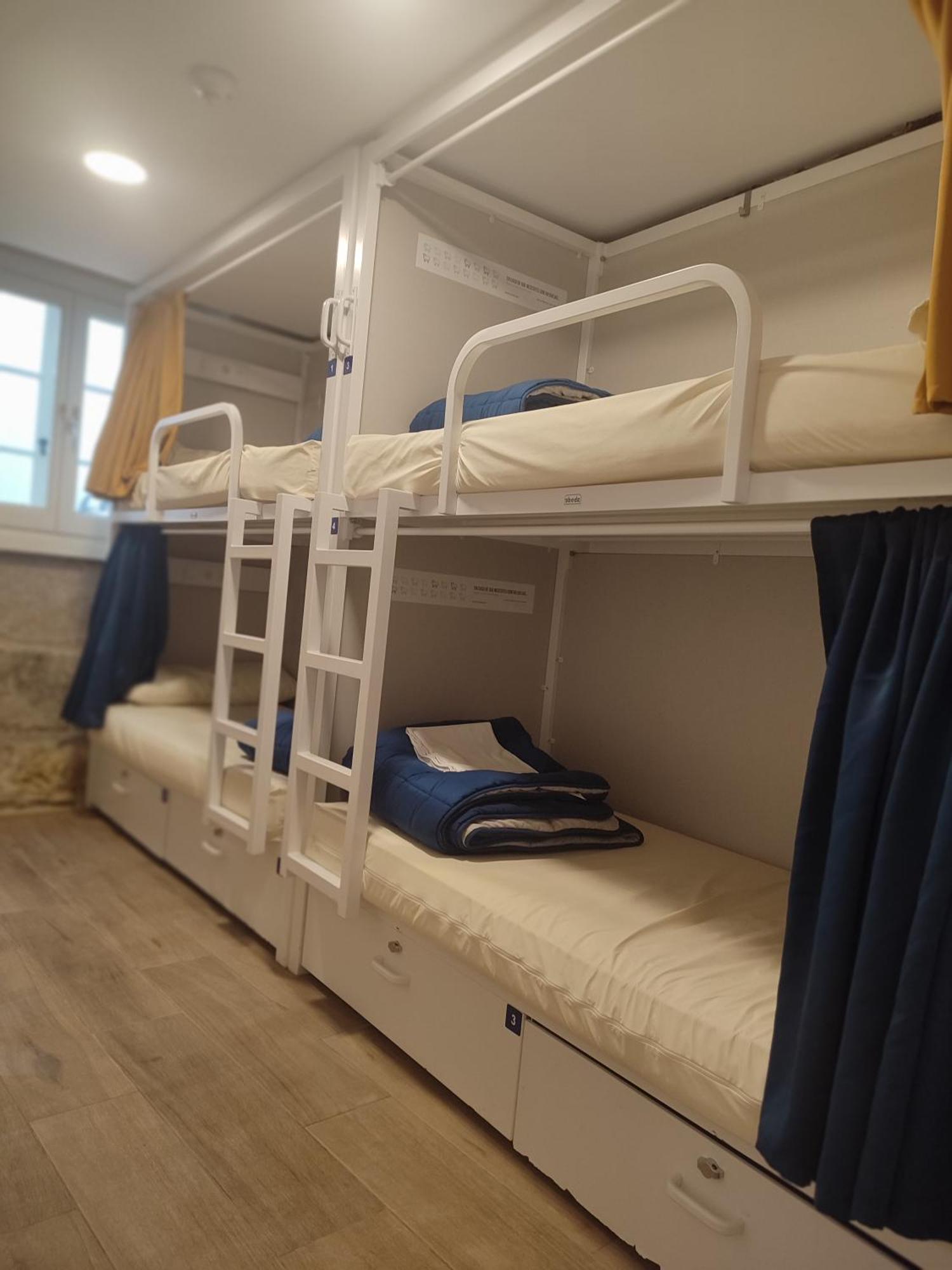 Albergue Sp 55 By Bossh! Hotels サンティアゴ・デ・コンポステーラ エクステリア 写真