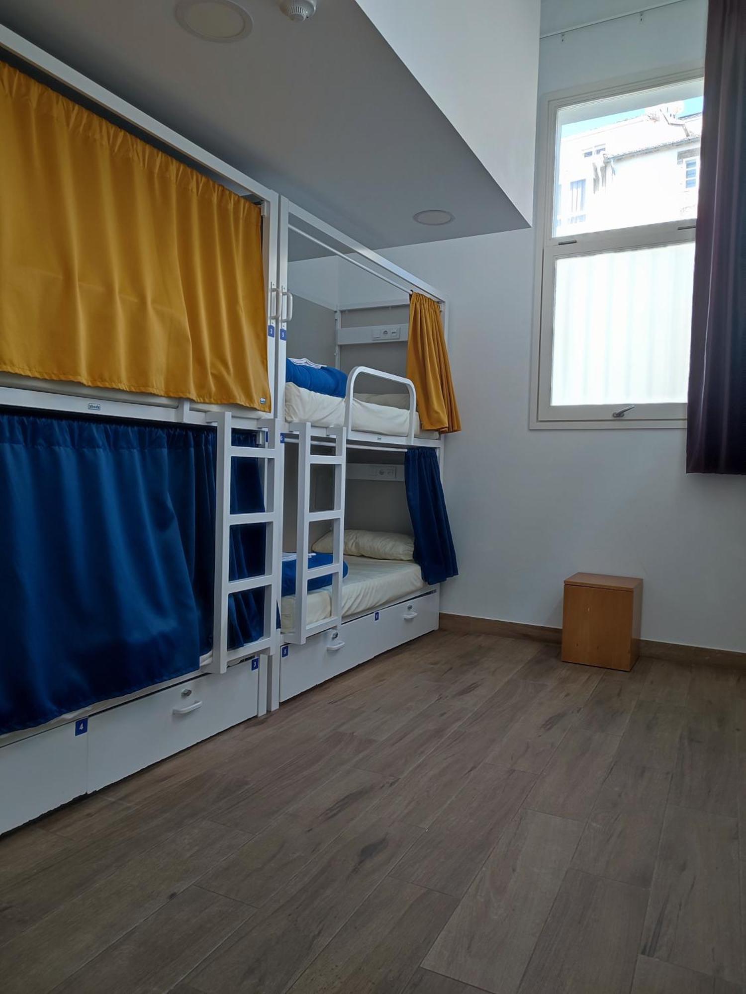 Albergue Sp 55 By Bossh! Hotels サンティアゴ・デ・コンポステーラ エクステリア 写真