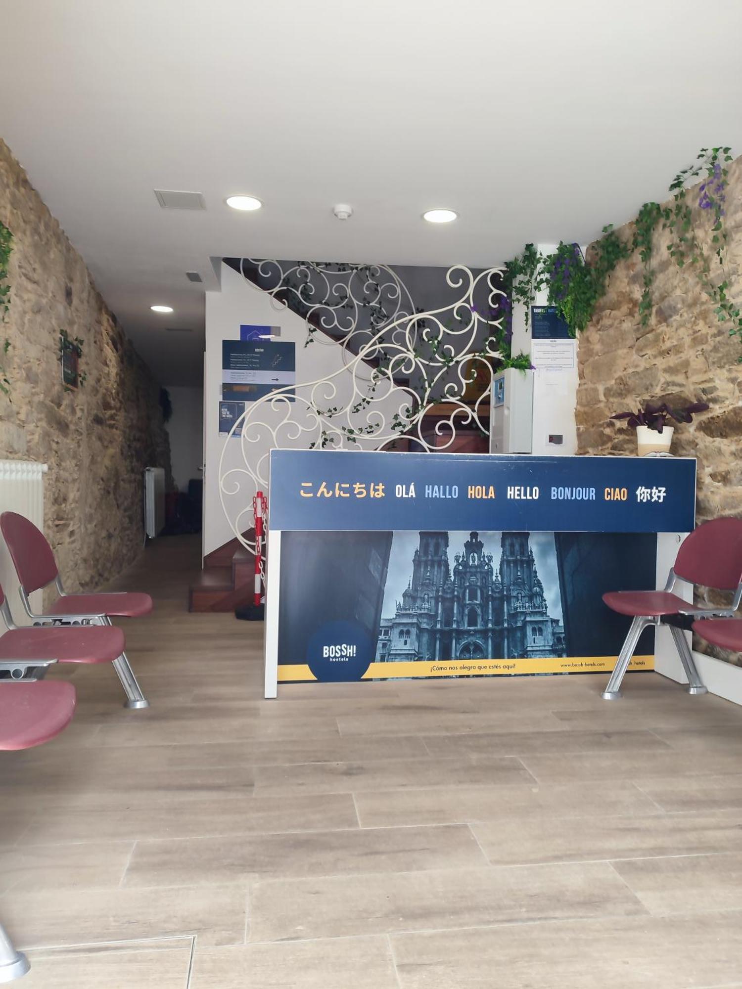 Albergue Sp 55 By Bossh! Hotels サンティアゴ・デ・コンポステーラ エクステリア 写真